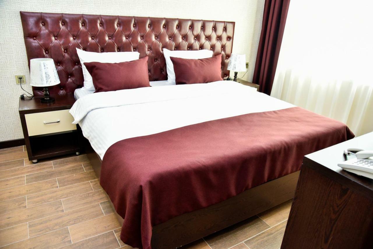 Supreme Hotel Баку Екстер'єр фото
